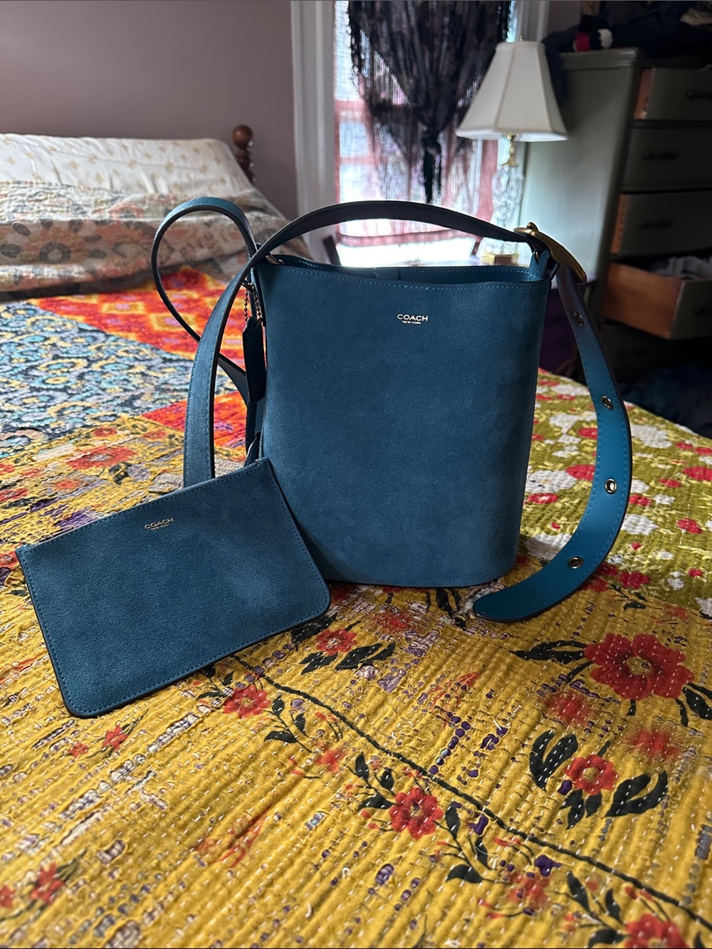 Coach Bleecker Bucket Bag 21 💙🩵